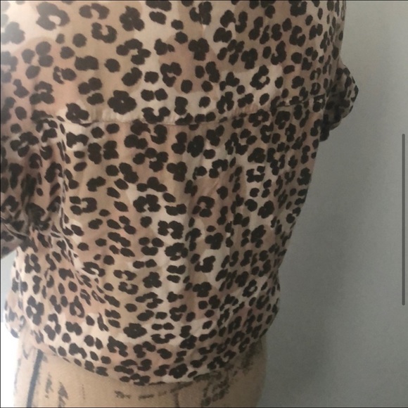 Cloth & Stone Leopard Print Crop Top 🐆 - Picture 4 of 5